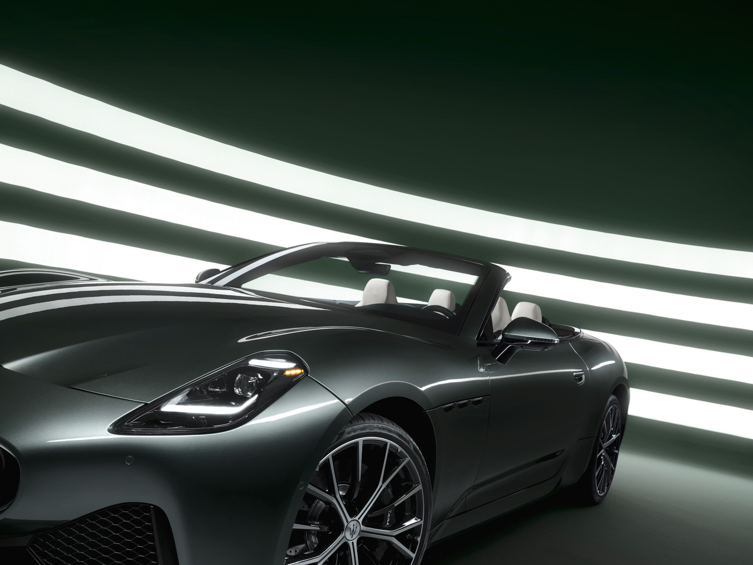 Original 25893 01 maserati grancabrio 490 cv