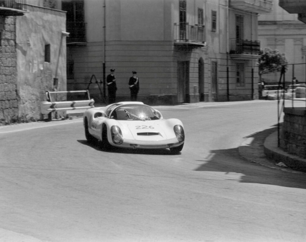 The 1967 Porsche 910 #025