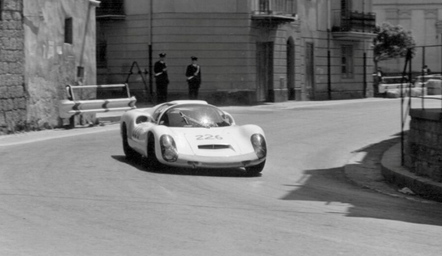 The 1967 Porsche 910 #025