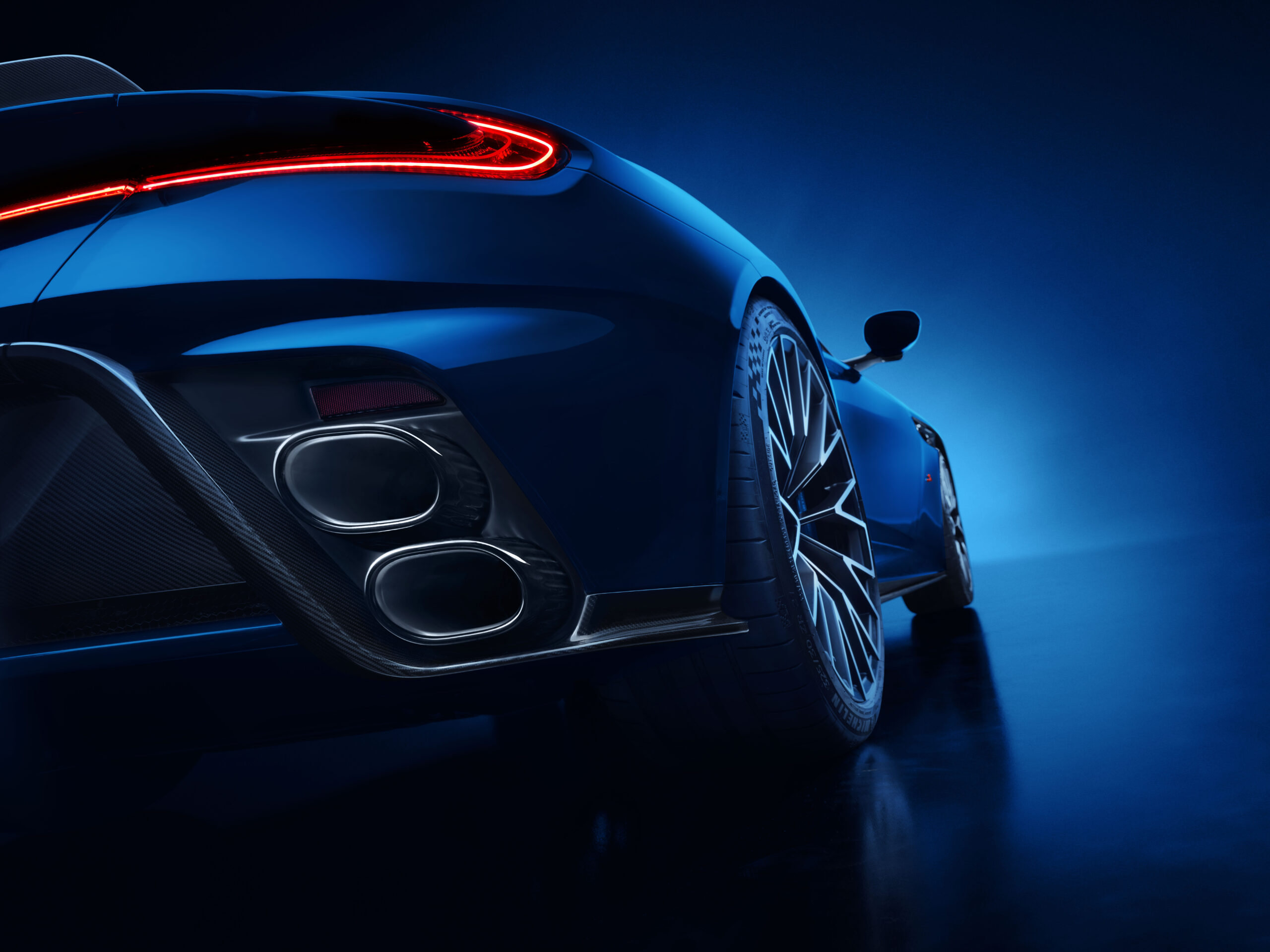 Aston Martin DB12 S 08 scaled