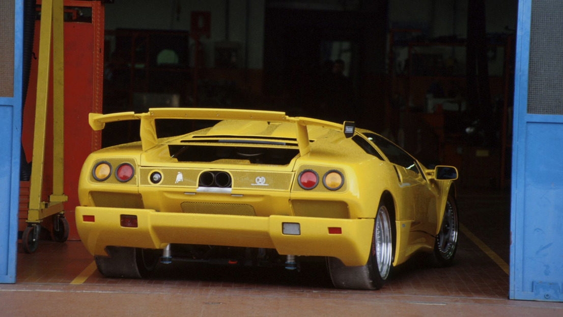 Screenshot 2025 10 09 at 09 07 06 Lamborghini Diablo celebrating 35 years of an icon