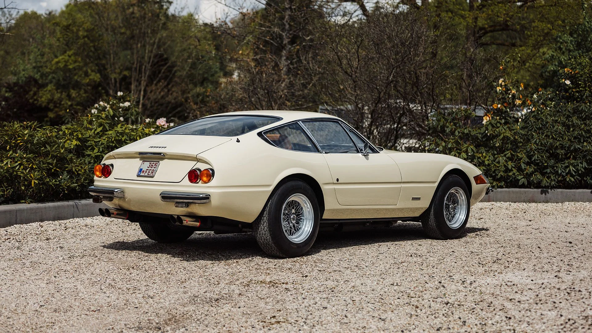 1970 Ferrari 365 GTB/4 Daytona “Plexi” 4 03