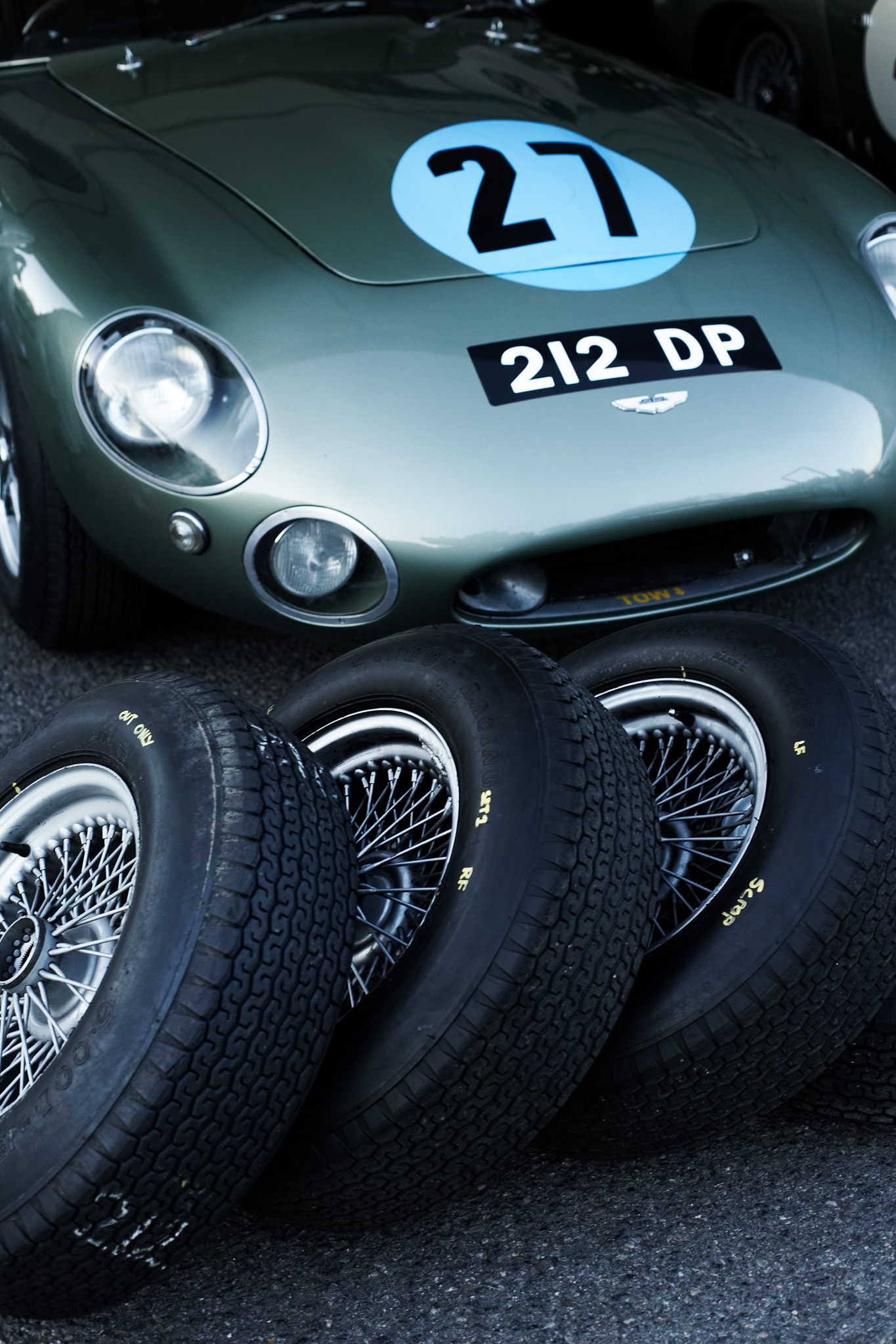 12 Aston Martin DP212