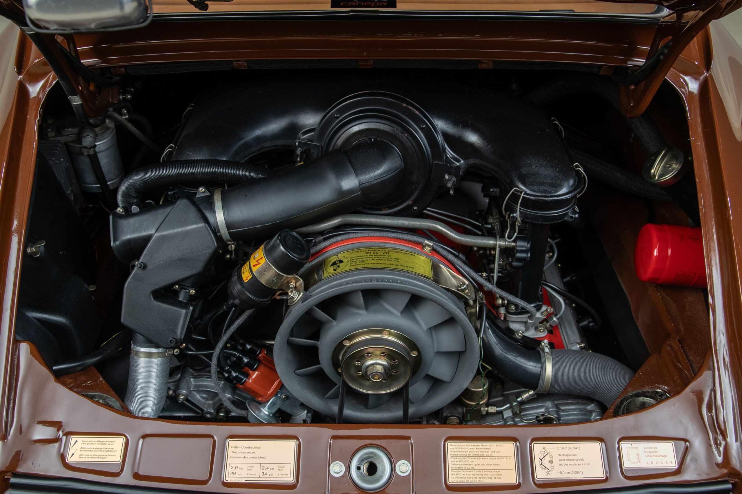 1976 Porsche 911 Carrera 2.7 MFI 8 8 4 scaled