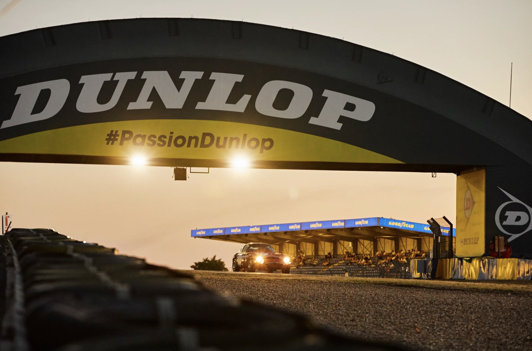 A Trackside Look From 2025 LeMans Classic 21 Bildschirmfoto 2025 11 13 um 08.59.13