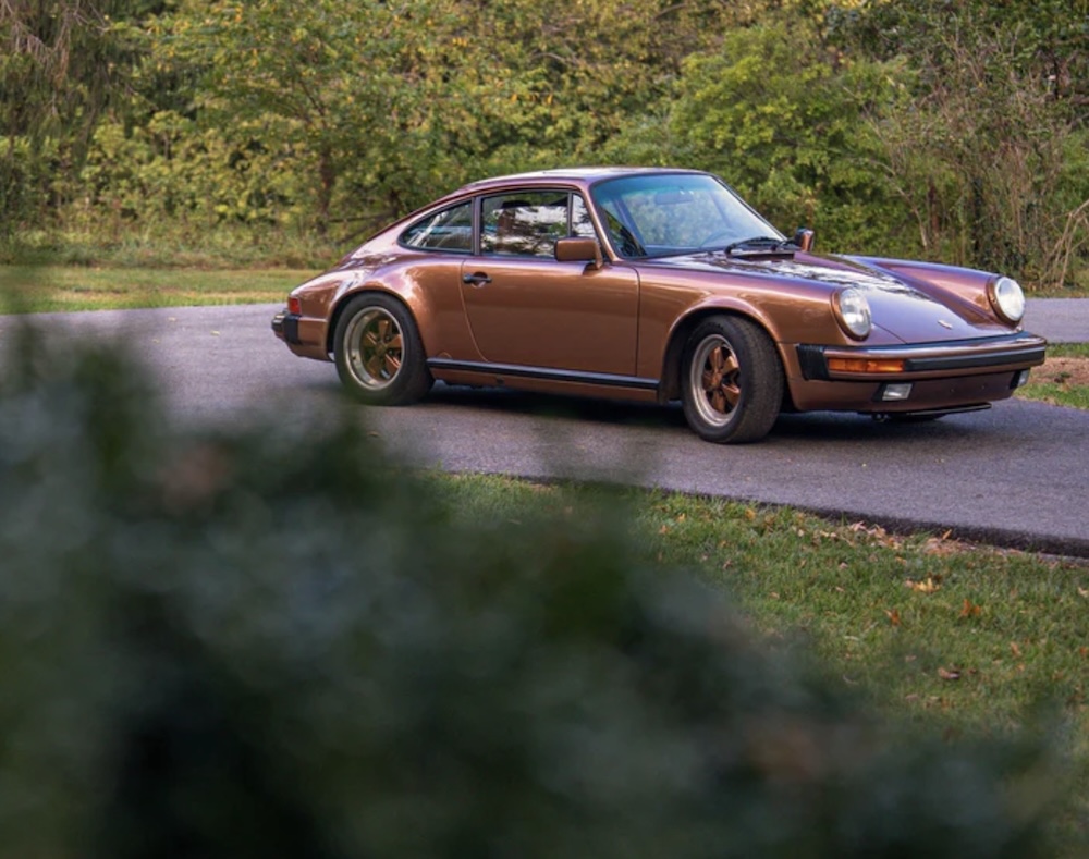 Cognac Brown 911 – The Right Car in the Right Place 1 Cognac Brown 911 – The Right Car in the Right Place