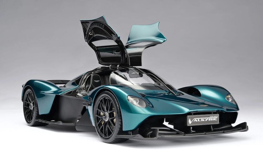 Aston Martin Valkyrie By Amalgam Collection