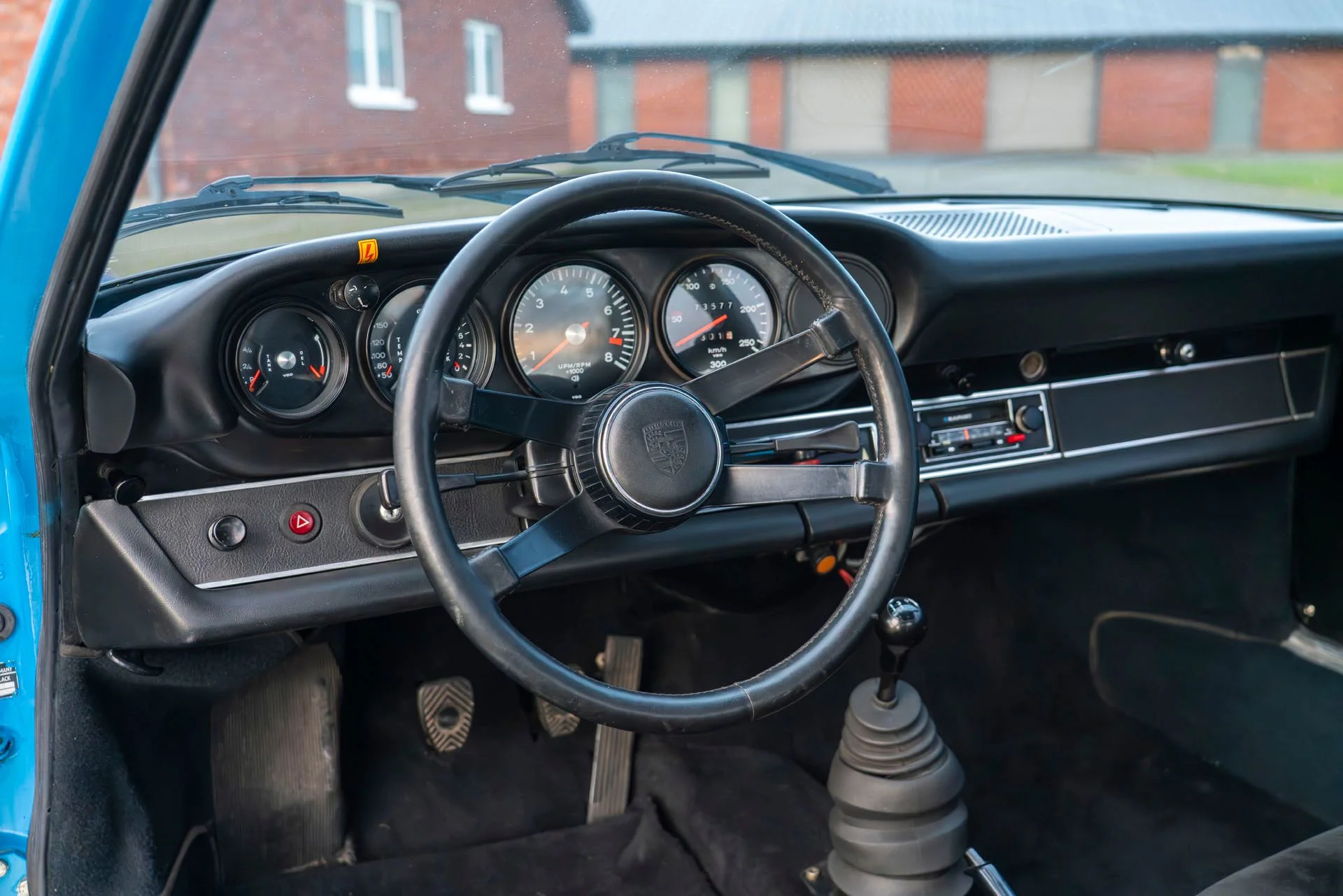 1973 Porsche 911 Carrera RS Lightweight 6 1973 porsche 911 carrera rs lightweight 4