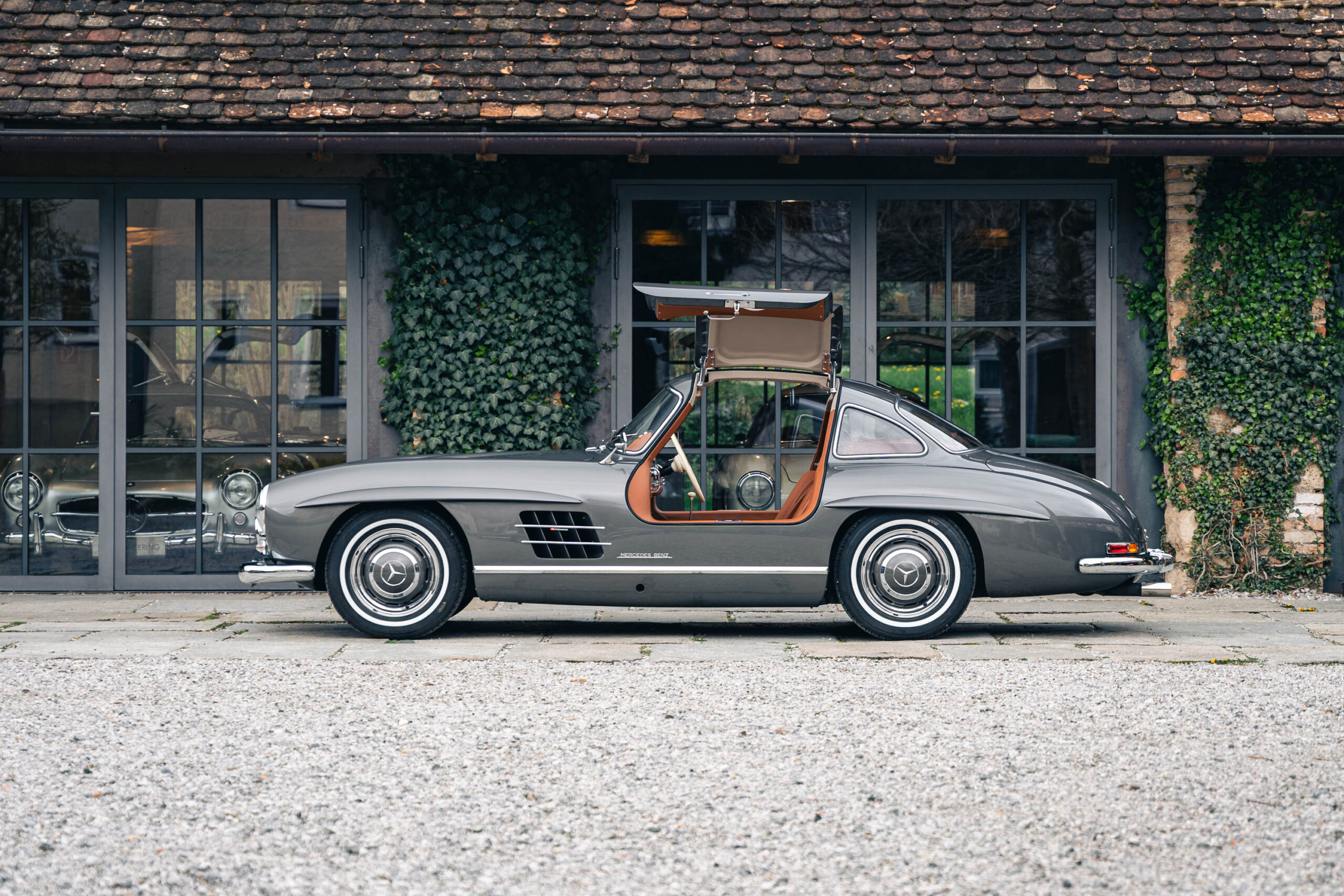 1956 Mercedes-Benz 300 SL Coupé 4 5 4 scaled