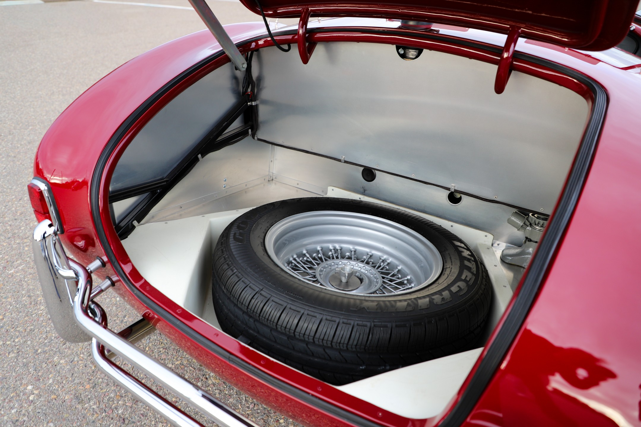 1965 Kirkham Cobra 7 6930f198b894ab78d24092b2 IMG 2543