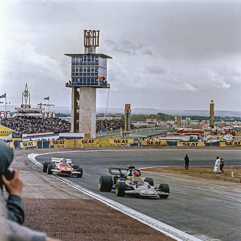 JR 1972 100 Fittipaldi followed by Ickx rgb 768x769 1