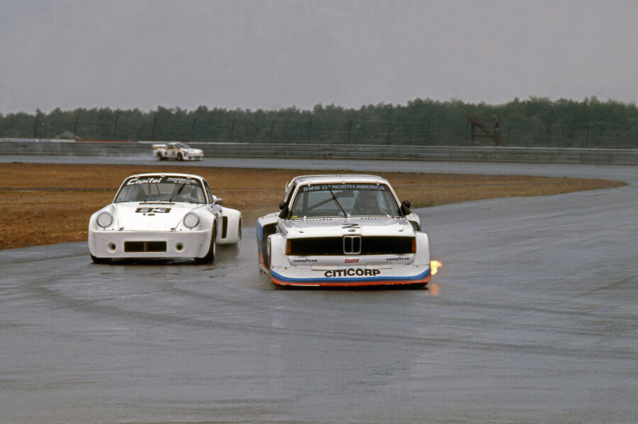 04-pc-1977-020-wane-lambert-porsche-911s-and-david-hobbs-bmw-320i-turbo_coated