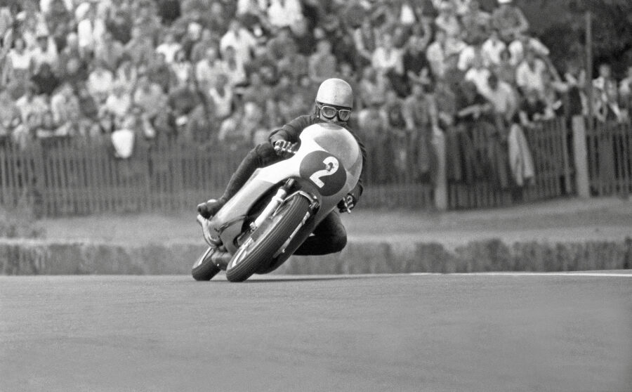 09-sr-1970-030-renzo-pasolini-benelli-350cc_coated