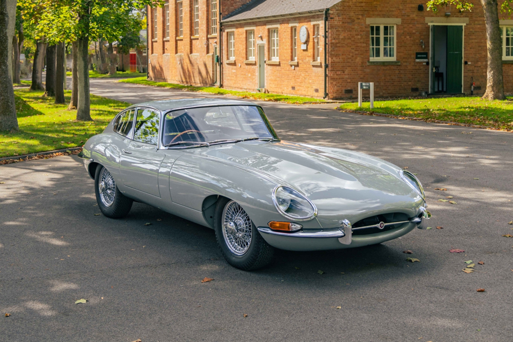 1961 Jaguar E-Type Series 1 3.8 FHC – Flat Floor 1 1a 1