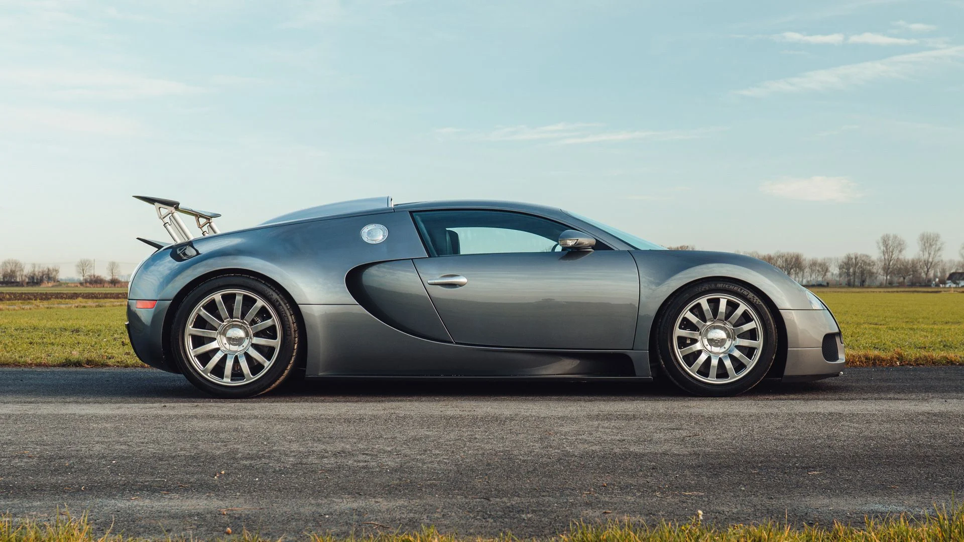 2008 Bugatti Veyron 16.4 Coupe 3 2008 bugatti veyron 16 4 coupe 1
