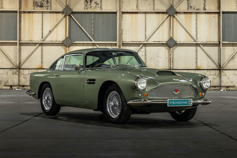 1960 Aston Martin DB4 Series II 1 111a