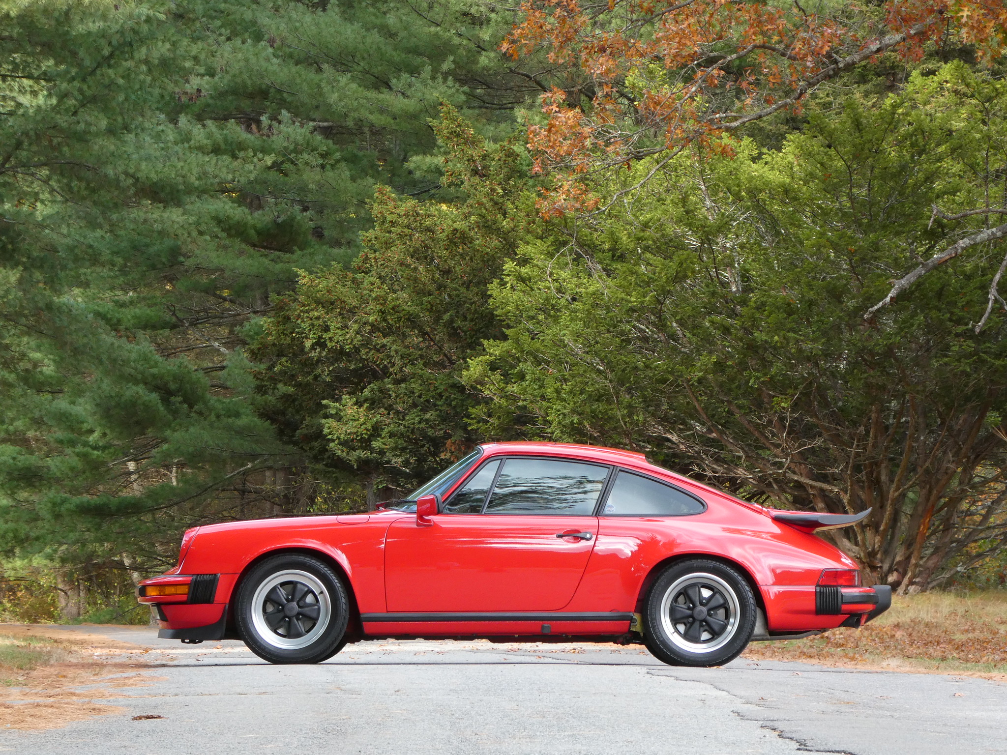 1986 Porsche 911 Carrera Coupe 3 2 5