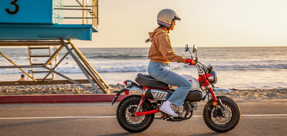 Honda Monkey - The Retro-Style Mini Motorcycle 5 2025 monkey expanding gallery 06