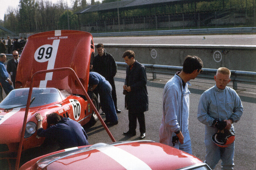 30 MZ 1965 031 Tommy Spichiger and Herbert Müller - Ferrari 365P2_coated