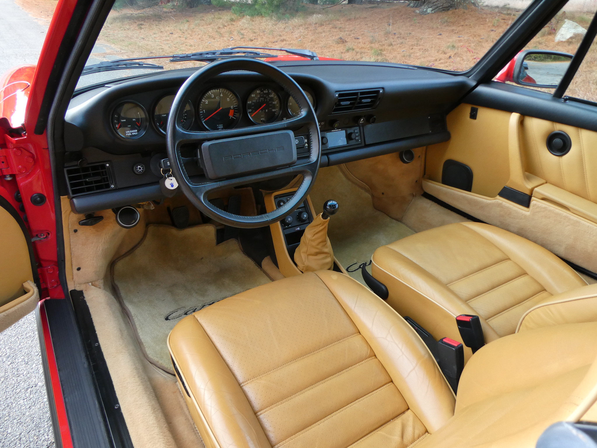1986 Porsche 911 Carrera Coupe 6 4 7