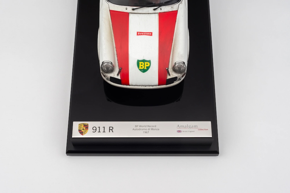Porsche 911 R - 1967 BP World Record By Amalgam Collection 13 Porsche911R1.18ScaleWeathered WHITE