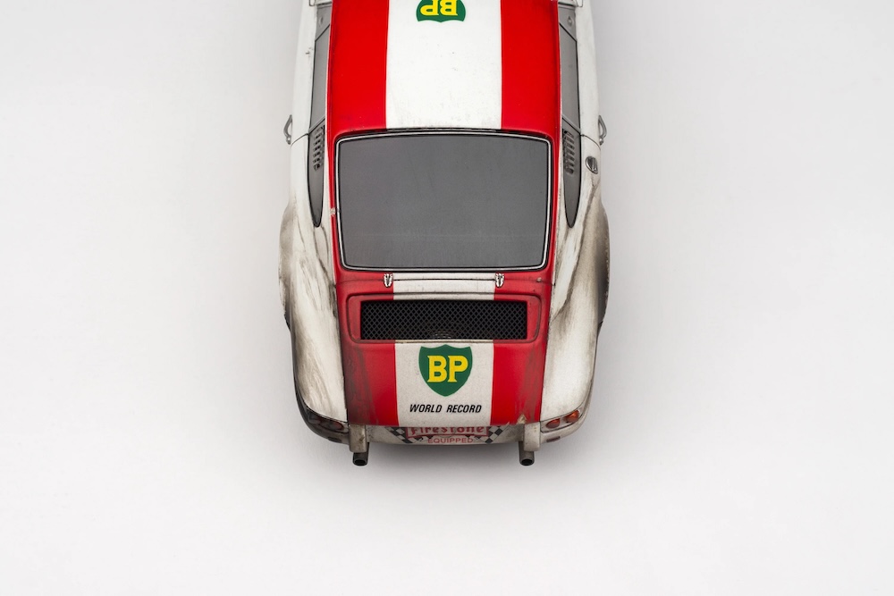 Porsche 911 R - 1967 BP World Record By Amalgam Collection 15 Porsche911R1.18ScaleWeathered WHITE