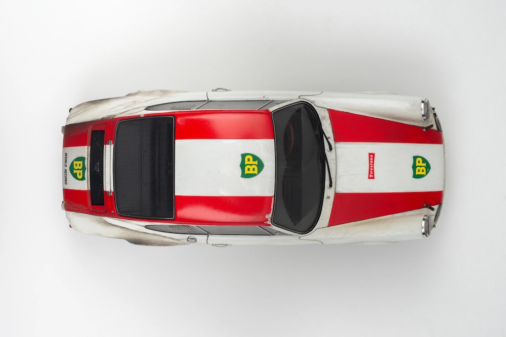 Porsche 911 R - 1967 BP World Record By Amalgam Collection 12 Porsche911R1.18ScaleWeathered WHITE