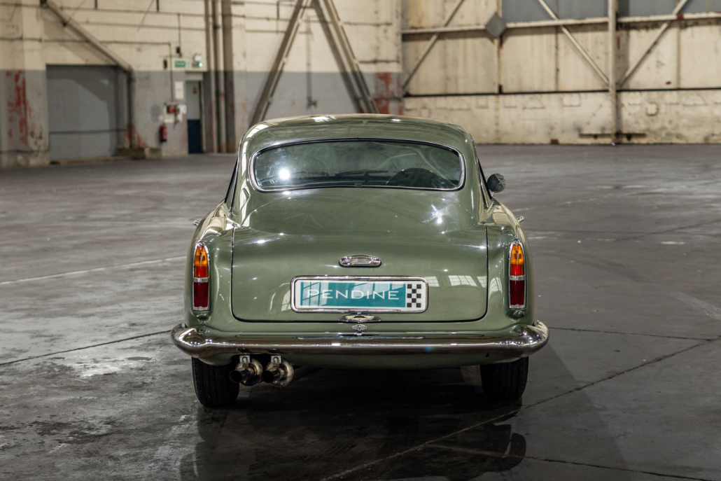 1960 Aston Martin DB4 Series II 5 SCT415 016 1030x687 1