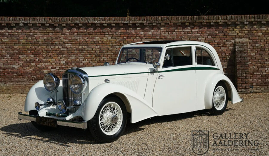 1933 Bentley 3½ litre “Streamline” by Park Ward & Co