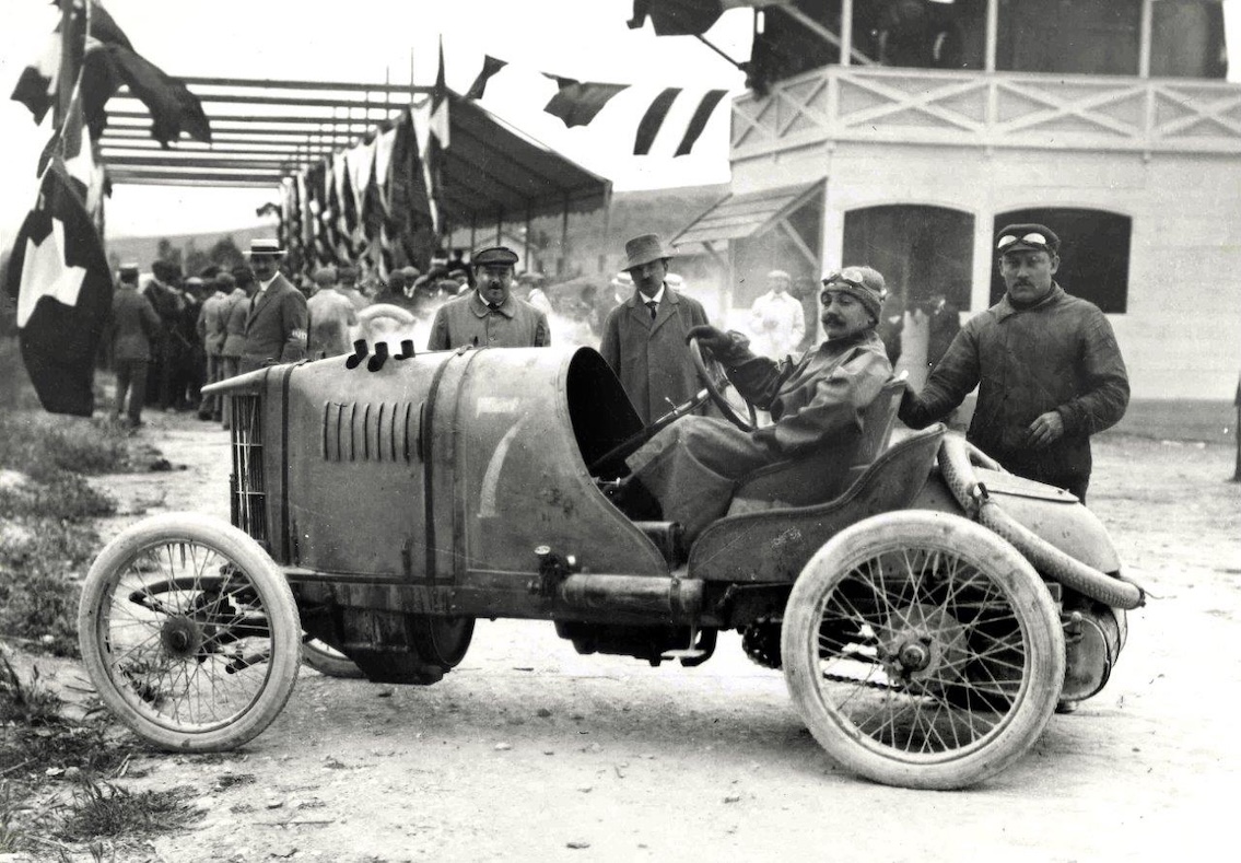 The Motorsport Scrapbook (62) 1 The Motorsport Scrapbook (62)