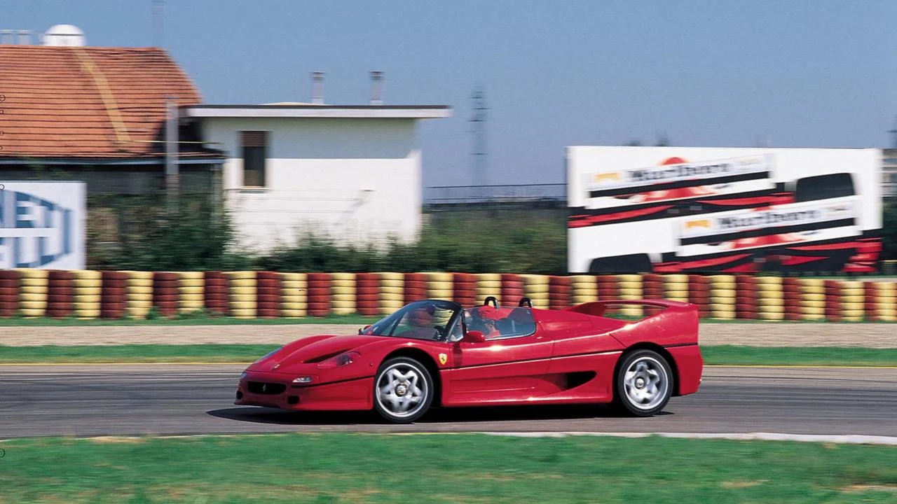 The 10 Best Italian Supercars 5 5