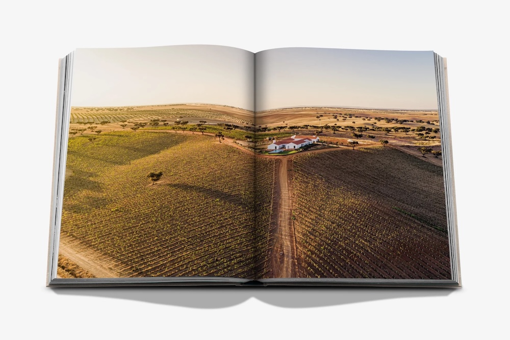 Malhadinha: The Soul Of Alentejo 2 MALHANDINHA SPREAD GREY 3.jpg