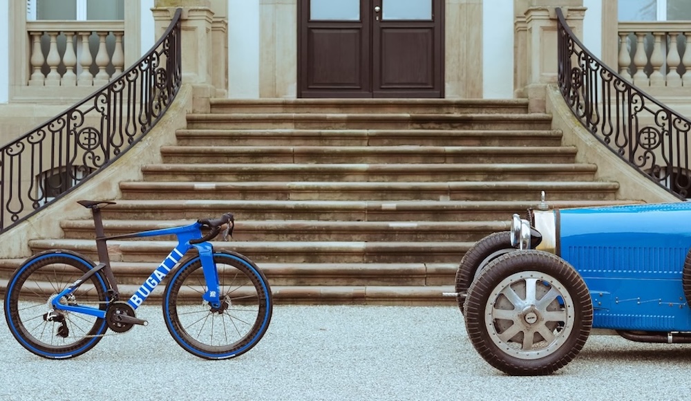 Bugatti Factor ONE 1 action Bugatti Factor ONE 01.jpg