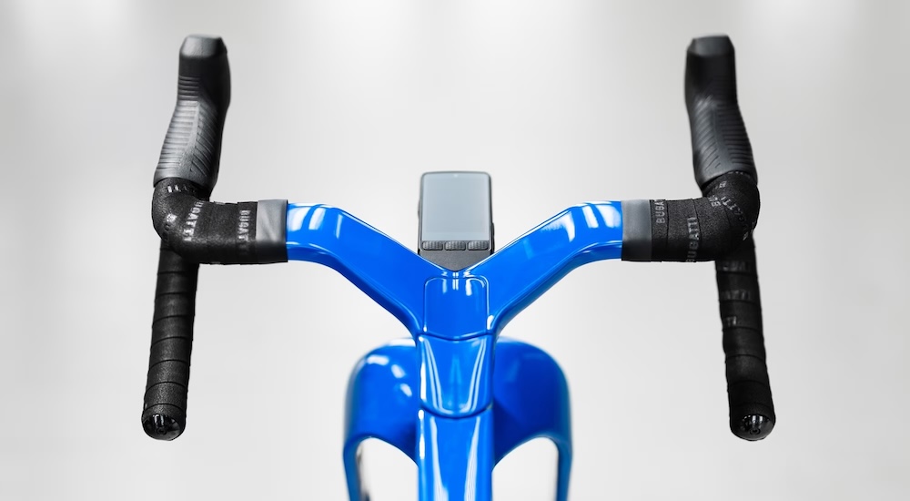 Bugatti Factor ONE 4 feature Bugatti Factor ONE 01.jpg