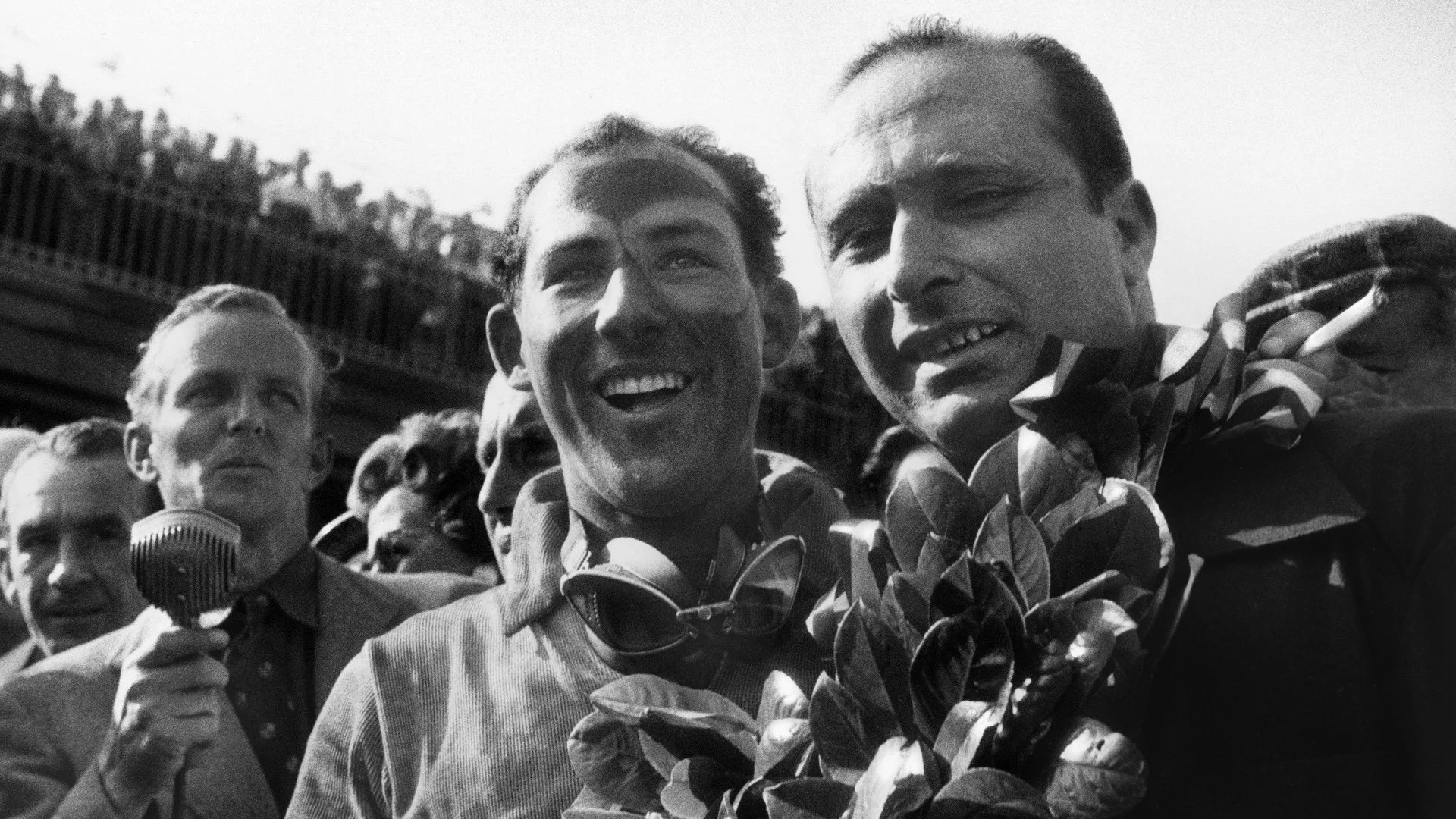 The Best Of Rivals: Fangio vs. Moss 1 The Best Of Rivals: Fangio vs. Moss