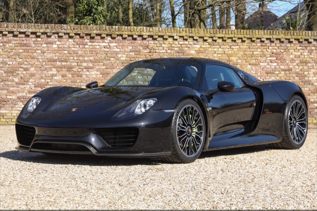 Gallery Aaldering At Retro Classics Essen 15 Bildschirmfoto 2026 04 03 um 21.05.57