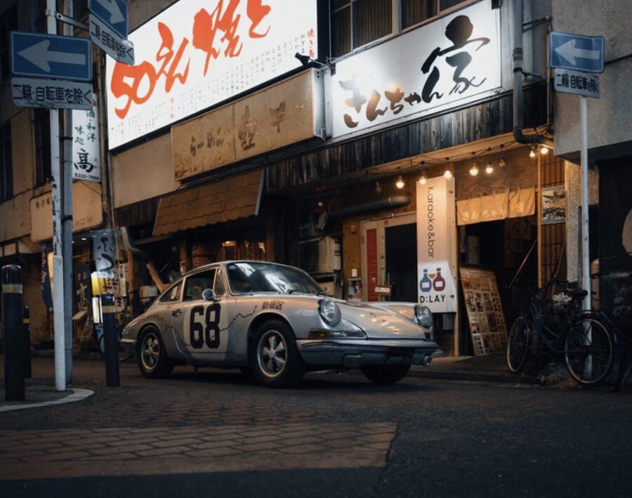 Shinjuku - 1968 Porsche 911 Comes Back To Life In Japan
