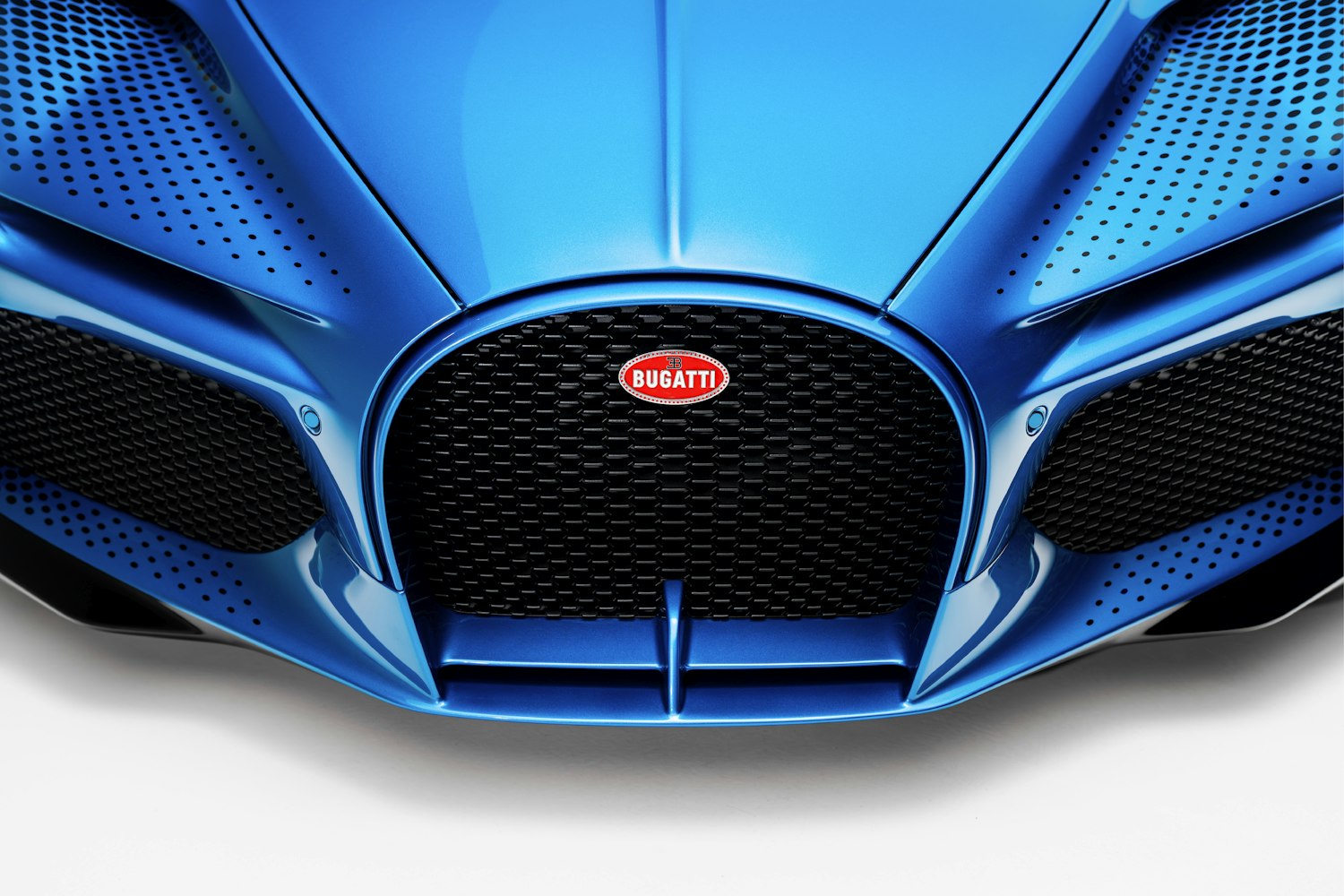17 BUGATTI Mistral Sur Mesure Fly Bug