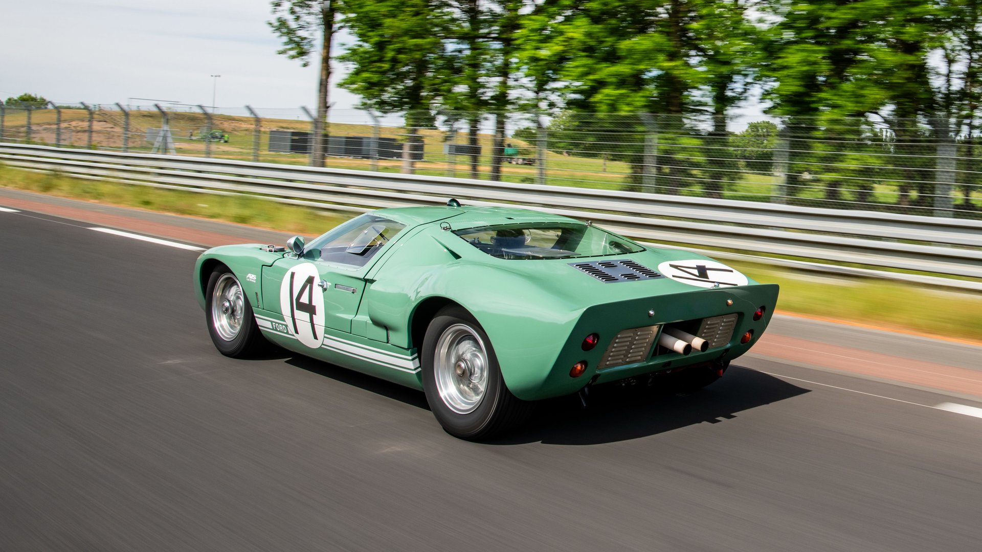 1965 ford gt401