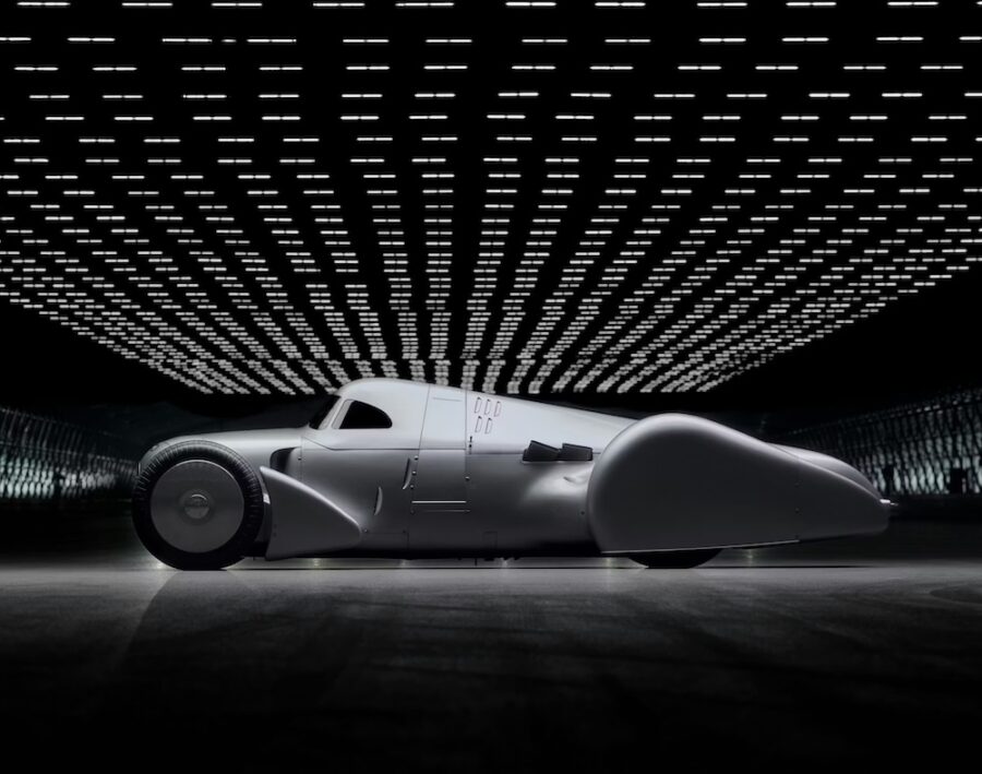 Audi Recreates The 1935 V-16 Streamliner