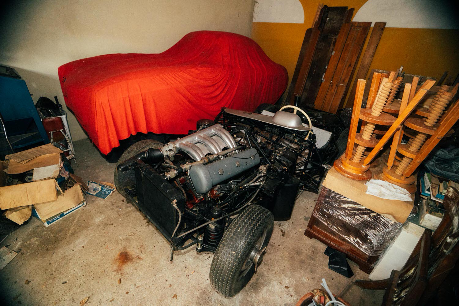 HK ENGINEERING 300SL barnfind Lisbon2026 4