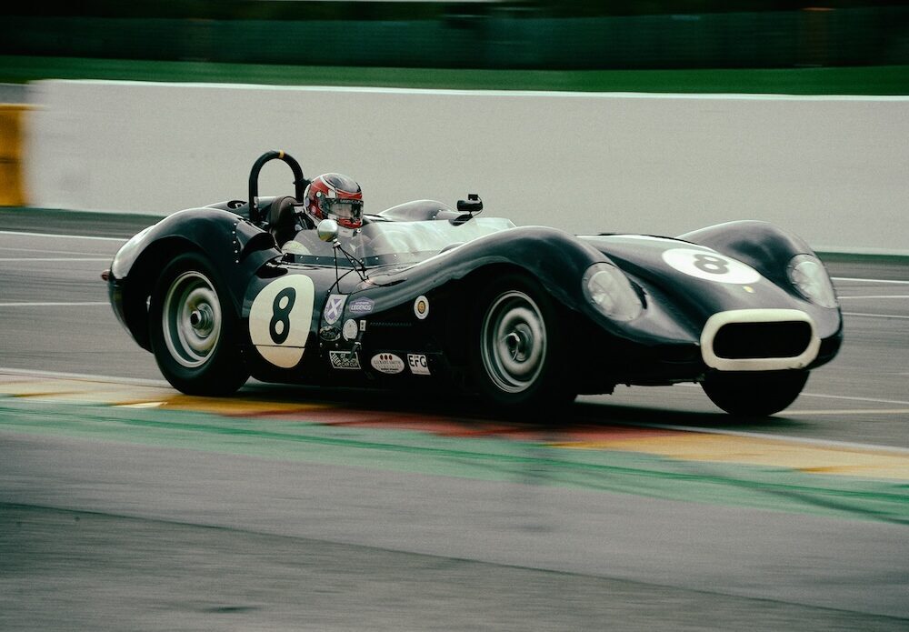Lister Knobbly - The Curvy Model