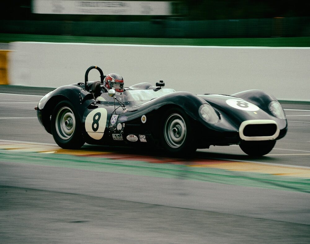 Lister Knobbly - The Curvy Model