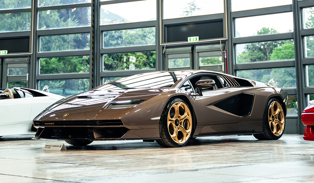 A Remarkable Return To Villa Erba 10 lot239