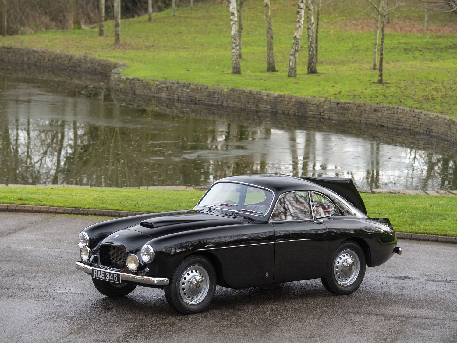 One-Off 1952 Ferrari With First Concours Entry Unveiled For Salon Privé 2 1953 Bristol 404 Prototype Left Three Quarter view 1