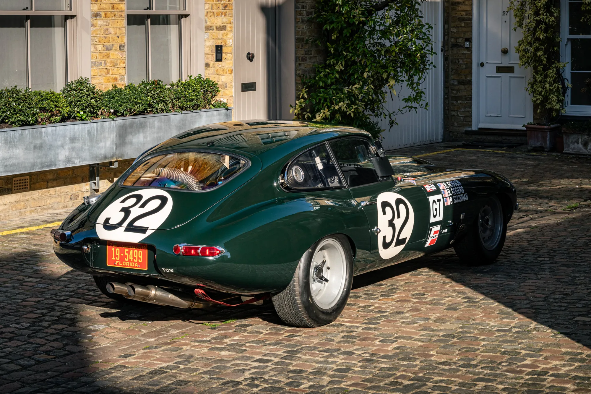 1961 Jaguar E-Type 3 4 1