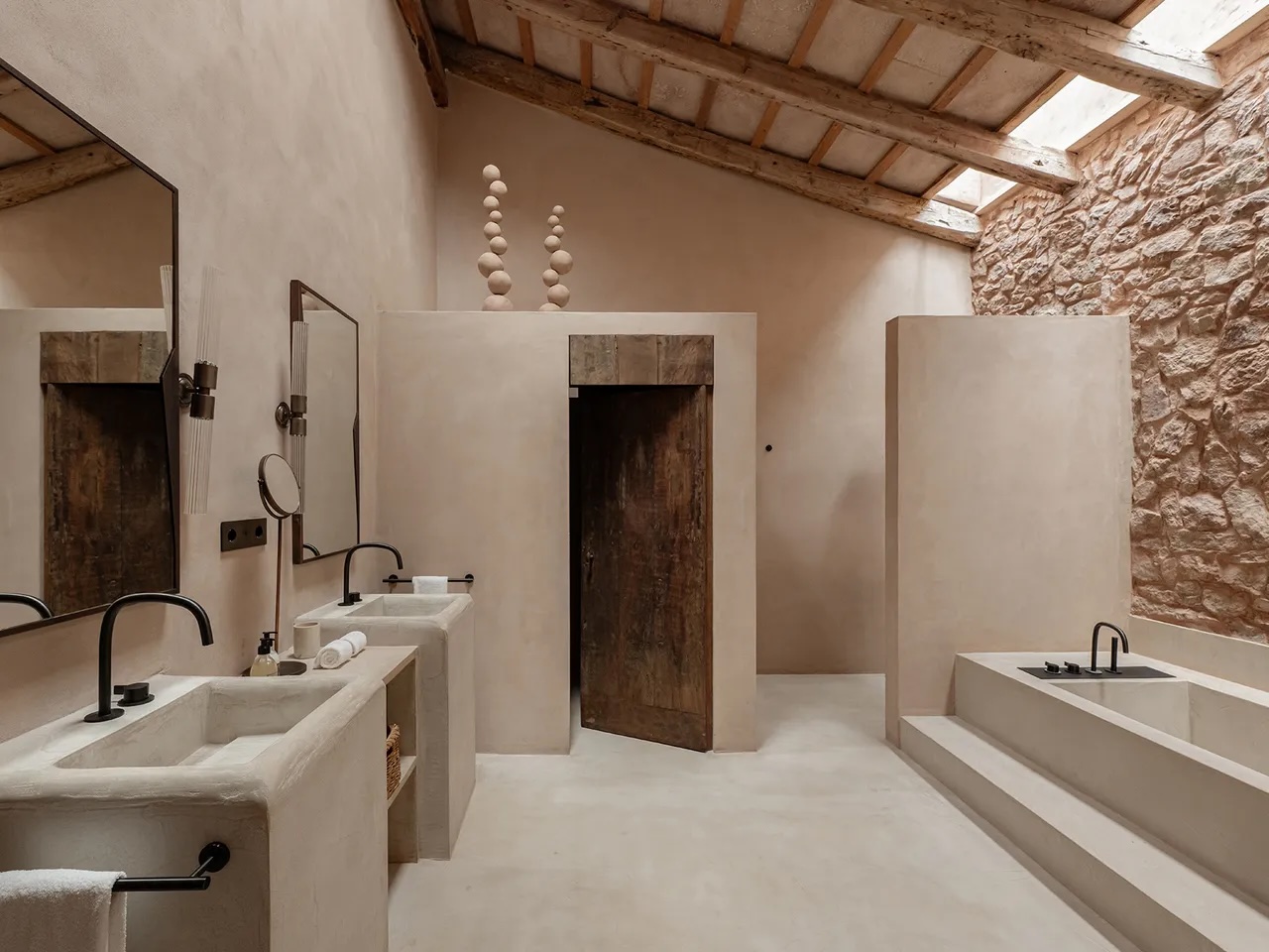 Binidufà 4 Bathroom Vestige Binidufa Menorca Spain May 2026 PR.jpg.jpg