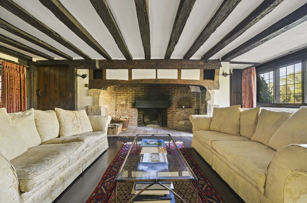 Former F1 Champion John Surtees’ Property For Sale 9 Bildschirmfoto 2026 06 22 um 14.38.41