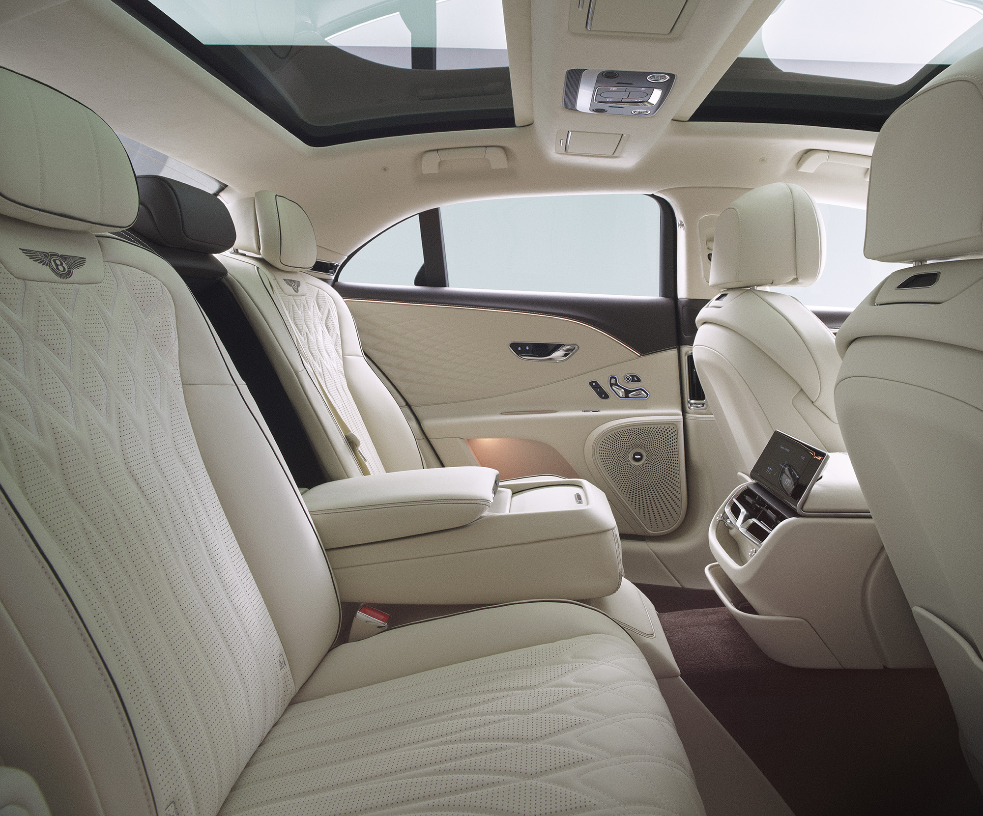 New Flying Spur 26