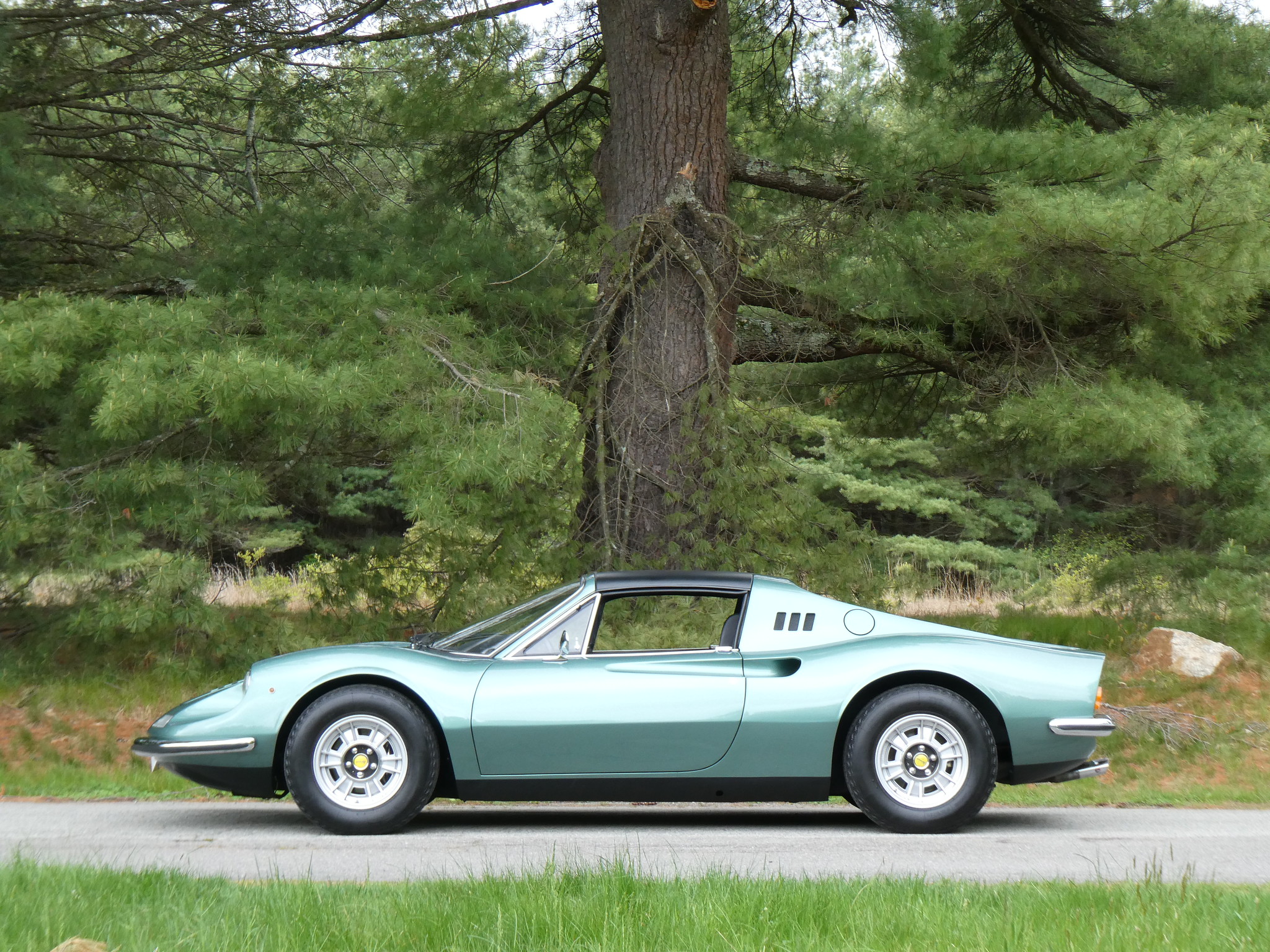 1973 Ferrari 246 Dino GTS 3 17